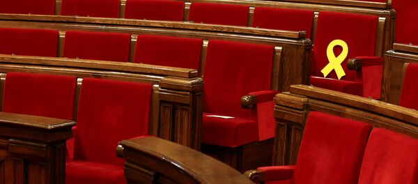 Asiento del diputado Oriol Junqueras en el Parlamento catalán - Sputnik Mundo
