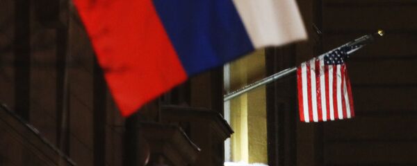 Banderas de Rusia y EEUU Banderas de Rusia y EEUU - Sputnik Mundo