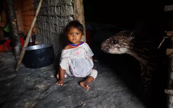 Niña indígena Niña indígena - Sputnik Mundo