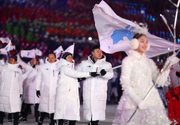 La espectacular inauguración de los JJOO en Pyeongchang - Sputnik Mundo