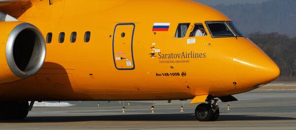 Un An-148 de Saratov Airlines - Sputnik Mundo