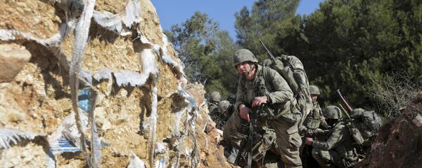 Militares turcos en Afrín, Siria - Sputnik Mundo