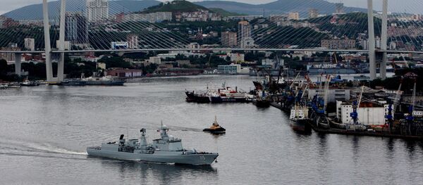 Ejercicios militares conjuntos de Rusia y China - Sputnik Mundo