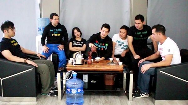 Equipo de la empresa Dirstuff Equipo de la empresa Dirstuff - Sputnik Mundo