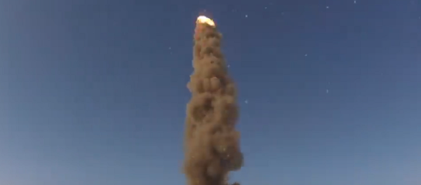 Lanzamiento del novedoso misil antibalístico ruso - Sputnik Mundo