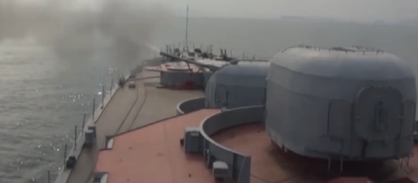 Las pruebas de misiles del destructor Almirante Vinogradov en el mar de Japón - Sputnik Mundo