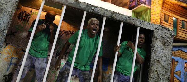 La escuela de samba Beija Flor durante el carnaval en Río de Janeiro, Brasil La escuela de samba Beija Flor durante el carnaval en Río de Janeiro, Brasil - Sputnik Mundo