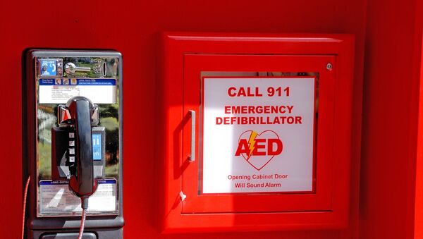 Un teléfono de emergencia - Sputnik Mundo