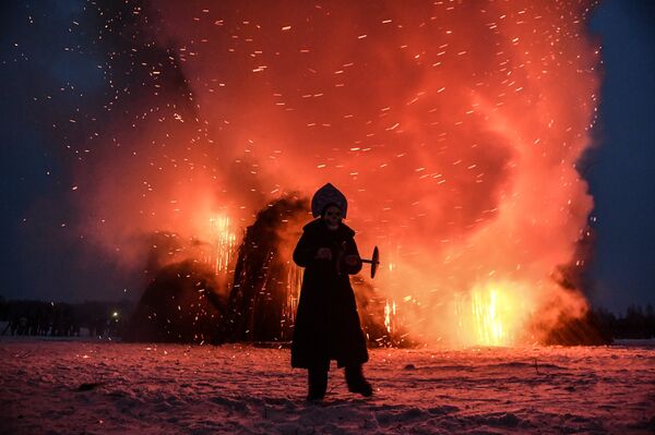 Máslenitsa en la región de Kaluga - Sputnik Mundo