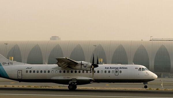 Un avión ATR 72 (archivo) - Sputnik Mundo