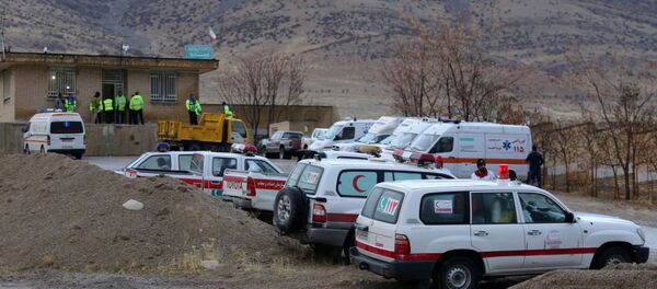 Labores de búsqueda de fragmentos del avión iraní siniestrado el 18 de febrero - Sputnik Mundo