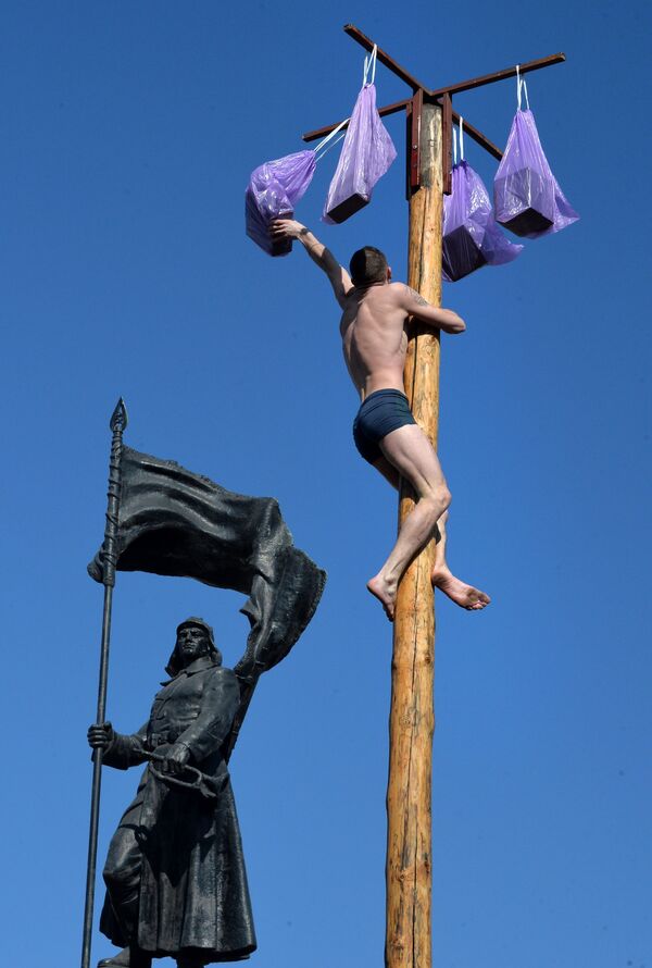 La Máslenitsa: cómo Rusia despide el invierno - Sputnik Mundo