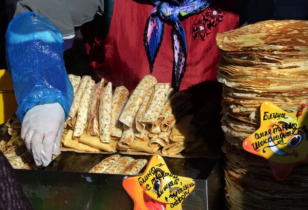 La Máslenitsa: cómo Rusia despide el invierno - Sputnik Mundo