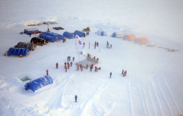 Un viaje por todas las estaciones polares de Rusia Un viaje por todas las estaciones polares de Rusia - Sputnik Mundo