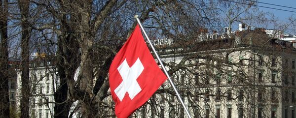 Bandera de Suiza - Sputnik Mundo