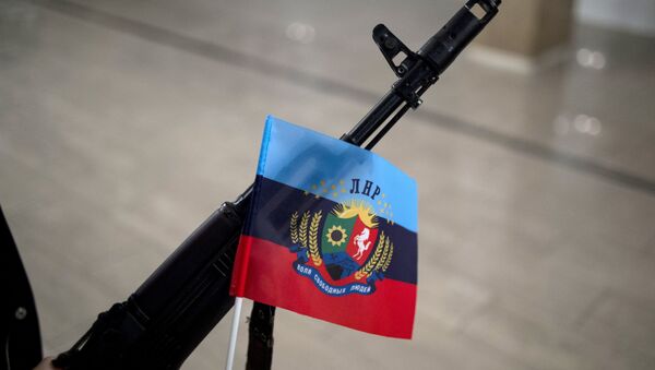 Bandera de la autoproclamada República Popular de Lugansk - Sputnik Mundo