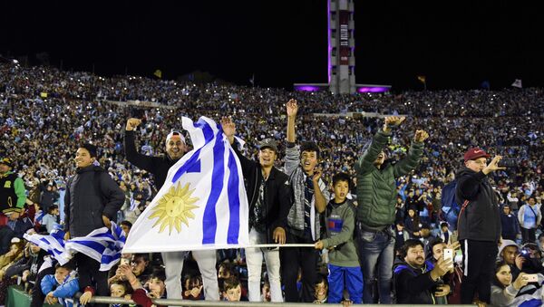 Los hinchas de Uruguay - Sputnik Mundo