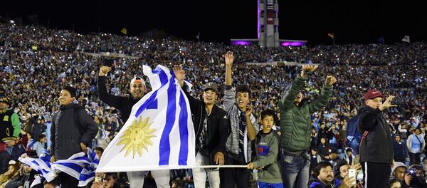 Los hinchas de Uruguay - Sputnik Mundo