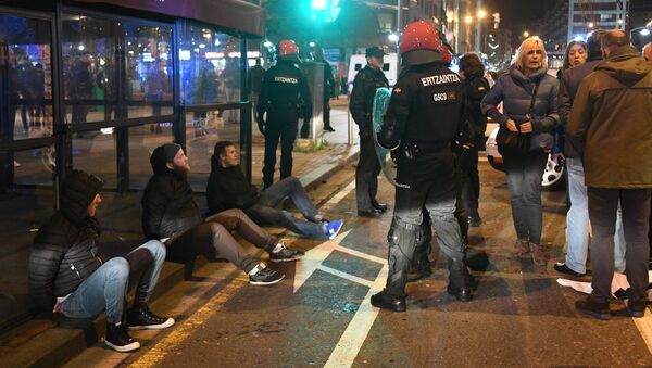 Hinchas detenidos en Bilbao - Sputnik Mundo