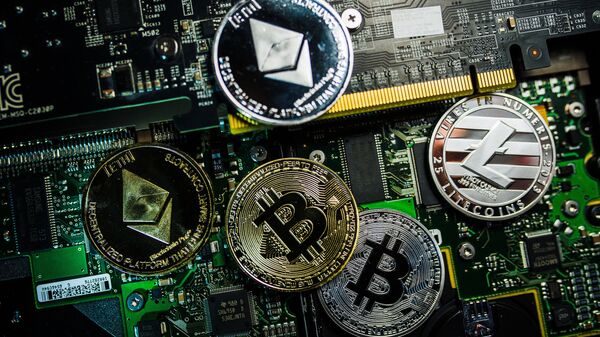 Criptomonedas (imagen referencial) - Sputnik Mundo