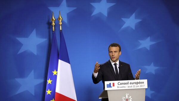 Emmanuel Macron, presidente de Francia - Sputnik Mundo