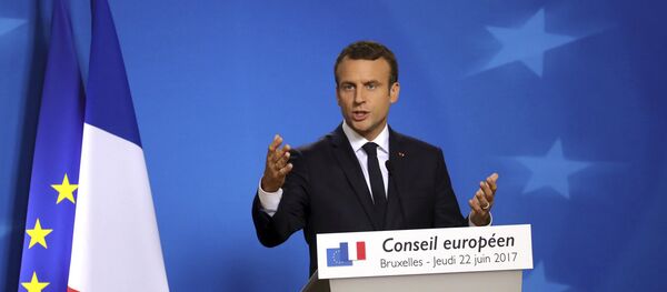 Emmanuel Macron, presidente de Francia - Sputnik Mundo