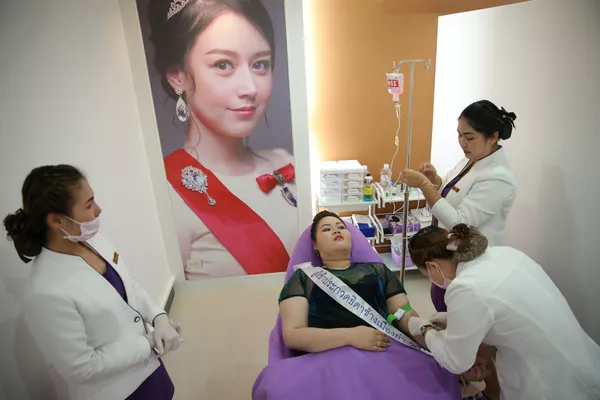 El extraordinario concurso Miss Jumbo: eligen a la mujer más bella de 'talla XL' El extraordinario concurso Miss Jumbo: eligen a la mujer más bella de 'talla XL' - Sputnik Mundo