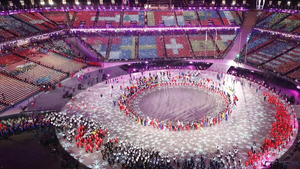 La impresionante ceremonia de clausura de los JJOO de Invierno de Pyeongchang - Sputnik Mundo