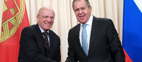 El ministro de Asuntos Exteriores de Portugal, Augusto Santos Silva, y el canciller ruso, Serguéi Lavrov - Sputnik Mundo