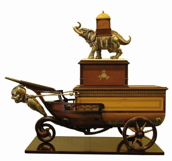 Un humidor fabricado para Montecristo por la empresa Humidores Habana en 2007 - Sputnik Mundo