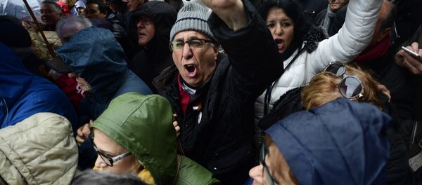 Manifestación de jubilados y pensionistas en Madrid, España - Sputnik Mundo