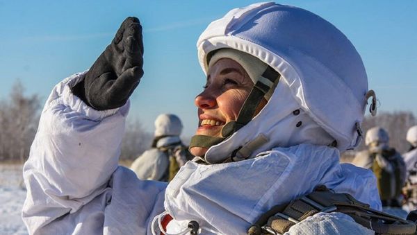 El entrenamiento de las unidades de mujeres de propósitos especiales en la región de Tambov El entrenamiento de las unidades de mujeres de propósitos especiales en la región de Tambov - Sputnik Mundo