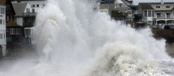 Tormenta invernal azota la costa de Norteamérica - Sputnik Mundo