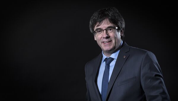 Carles Puigdemont, el expresidente catalán - Sputnik Mundo