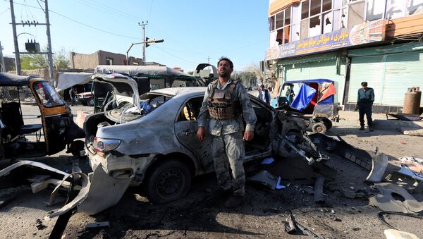 El lugar de la explosión en Jalalabad - Sputnik Mundo