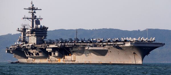 Carl Vinson, portaviones de EEUU, llega al puerto de Vietnam - Sputnik Mundo