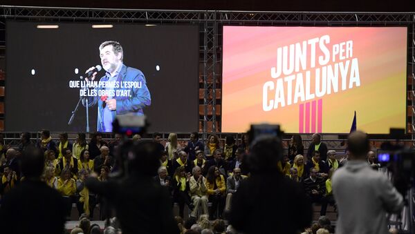 Jordi Sánchez, el expresidente de la Asamblea Nacional Catalana (ANC) en la pantalla (archivo) Jordi Sánchez, el expresidente de la Asamblea Nacional Catalana (ANC) en la pantalla (archivo) - Sputnik Mundo