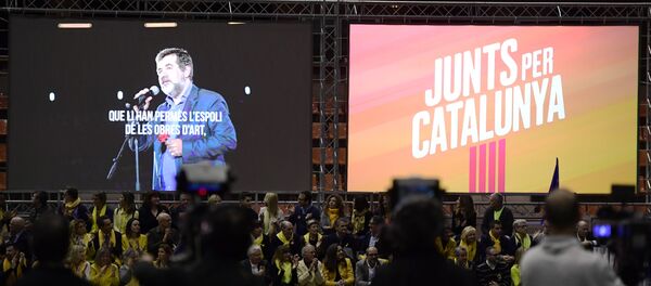 Jordi Sánchez, el expresidente de la Asamblea Nacional Catalana (ANC) en la pantalla (archivo) Jordi Sánchez, el expresidente de la Asamblea Nacional Catalana (ANC) en la pantalla (archivo) - Sputnik Mundo