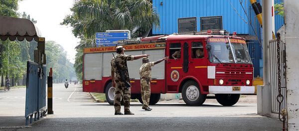 Un camión de bomberos en la India (archivo) - Sputnik Mundo