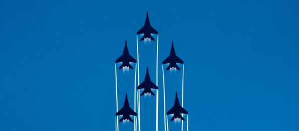 Rápidos y letales: los aviones militares más veloces de Rusia - Sputnik Mundo