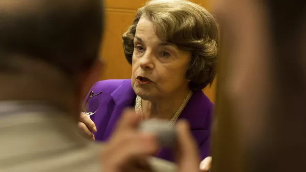 La senadora estadounidense Dianne Feinstein - Sputnik Mundo