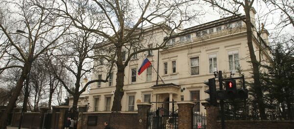 La embajada de Rusia en Londres, Reino Unido - Sputnik Mundo