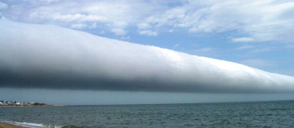 Una nube volutus - Sputnik Mundo