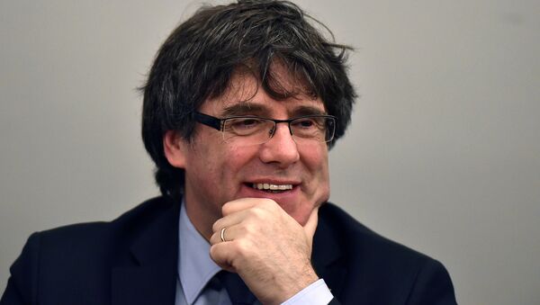 Carles Puigdemont, expresidente de Cataluña - Sputnik Mundo