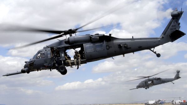 Two HH-60G Pave Hawk rescue helicopters - Sputnik Mundo