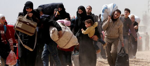 Civiles abandonaron Guta Oriental - Sputnik Mundo