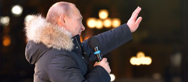 ¡Bienvenidos a casa! Así celebró Moscú el 4 aniversario de la reunificación de Crimea con Rusia - Sputnik Mundo