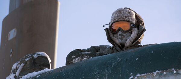 Un marinero del USS Hartford - Sputnik Mundo