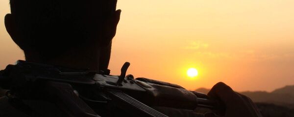 Un combatiente del Partido de los Trabajadores del Kurdistán (PKK, proscrito en Turquía) - Sputnik Mundo