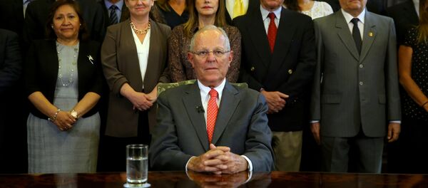 El presidente de Perú, Pedro Pablo Kuczynski, en su mensaje a la nación en su renuncia. - Sputnik Mundo